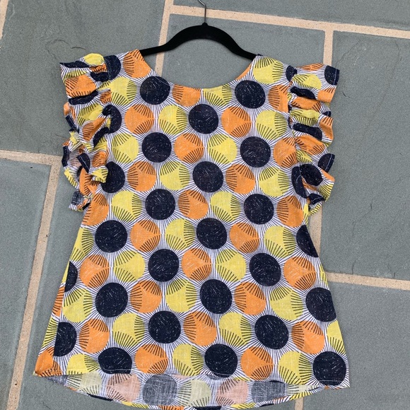 Floral Ruffled Top - Picture 3 of 6